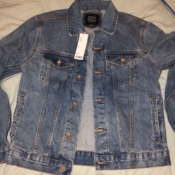 Urban Outfitters jean jacket - Picture 3 of 6